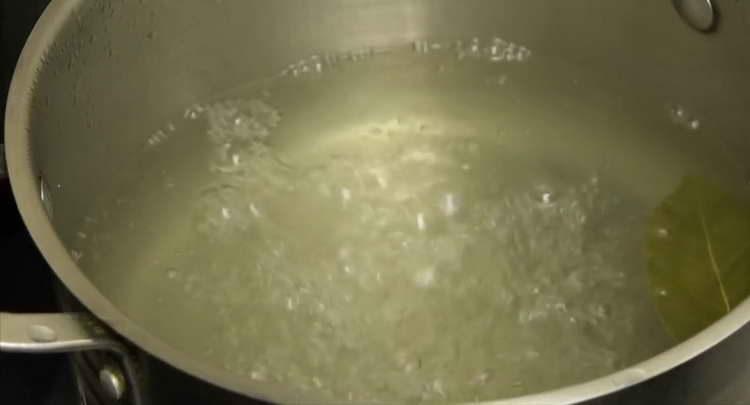 bring the brine to a boil