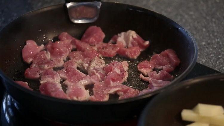 salt the ingredients