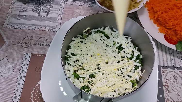 grease the layer with mayonnaise