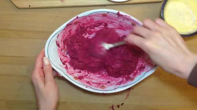add mayonnaise to beets