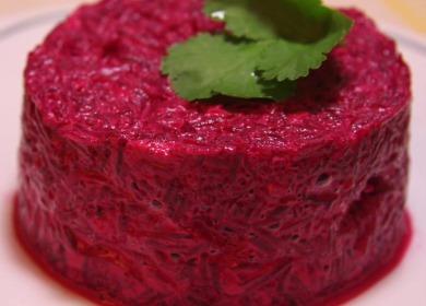 Simple and tasty beets with garlic and mayonnaise🍠