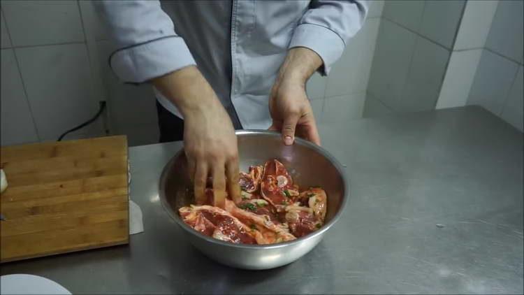 leave the meat to marinate