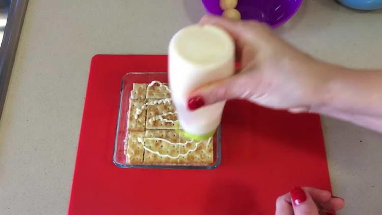 grease cracker with maynes