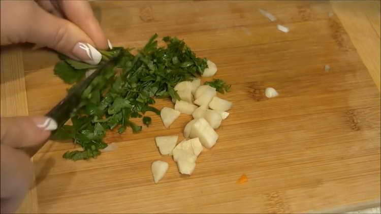 chop the parsley