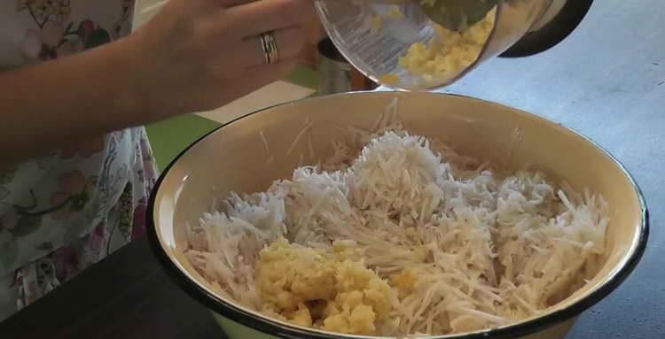 mix Jerusalem artichoke and lemon