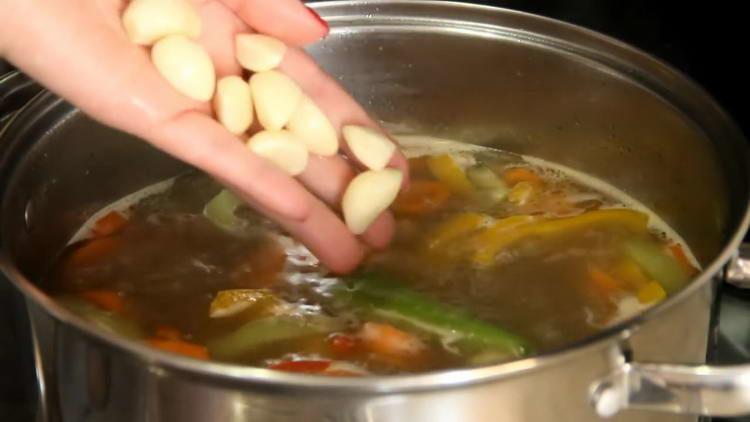 send the garlic to the pot