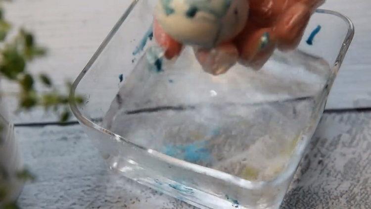 Easter egg according to a step by step recipe with photo