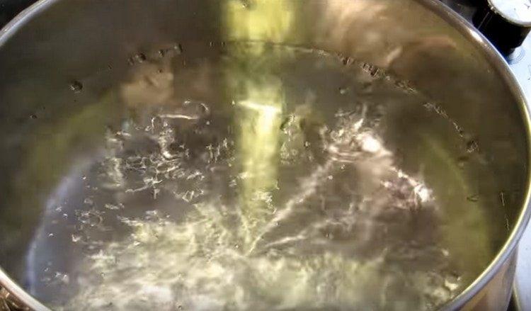 Boil water for soup.