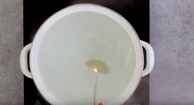 In a saucepan, bring the water to a boil.