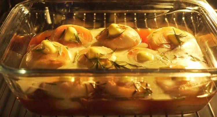 Bake onions in the oven.