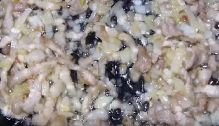 Add chopped onion to the brisket.