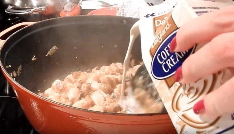 Pour cream into the pan.