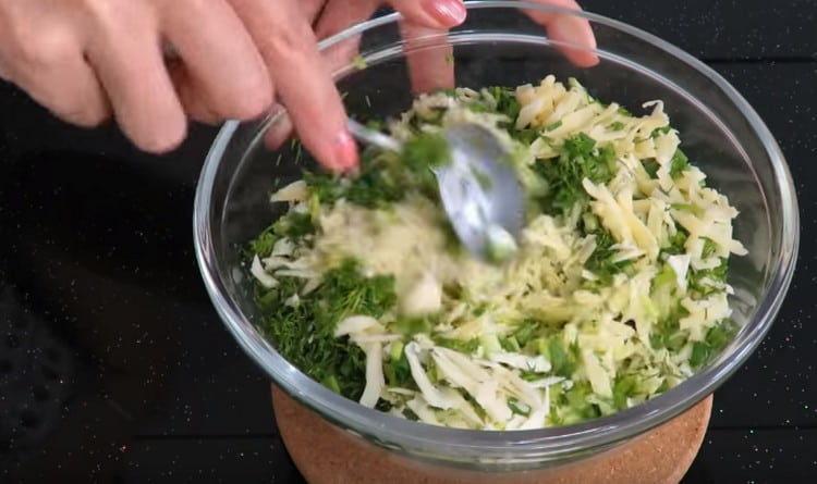 Mix grated cheese with onions and dill.