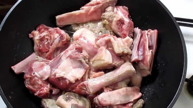 put the lamb in a pan