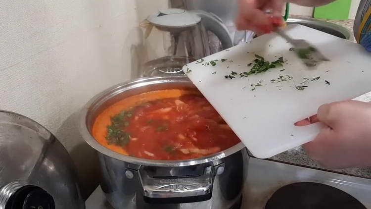 borsch on chicken stock