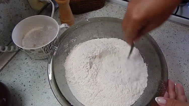 sift the flour into a bowl