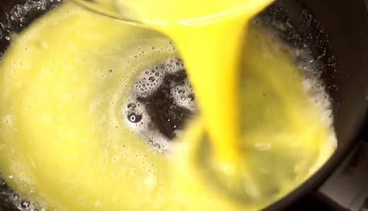 pour the yolks into the pan