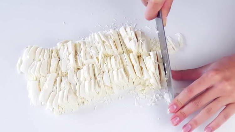 cut white chocolate