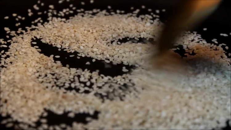 fry sesame seeds