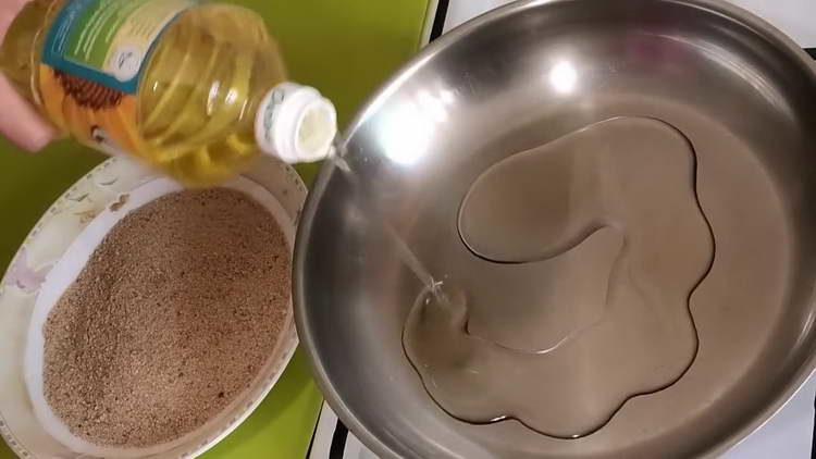 pour oil into the pan