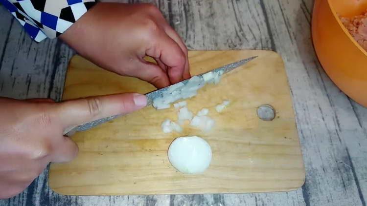 chop the onion finely