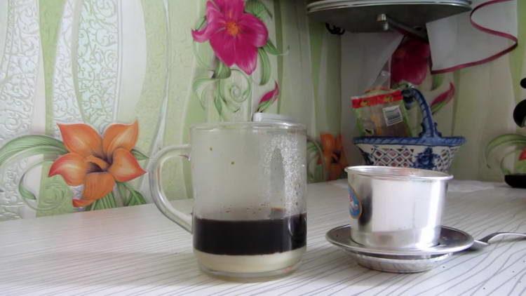 mix coffee with condensed milk