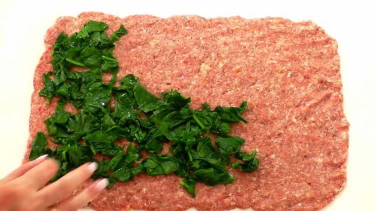 put the spinach on the stuffing