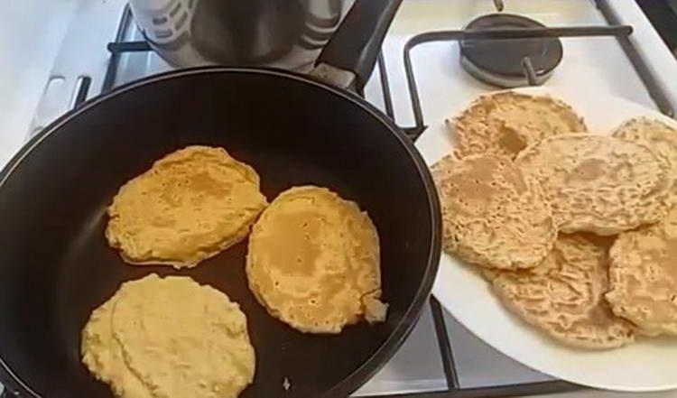 fry the cakes on both sides