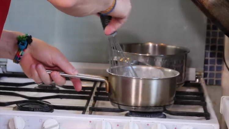 mix the sauce with a whisk