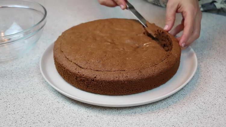 cut the middle of the biscuit