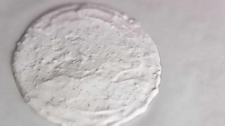 bake cakes in the oven