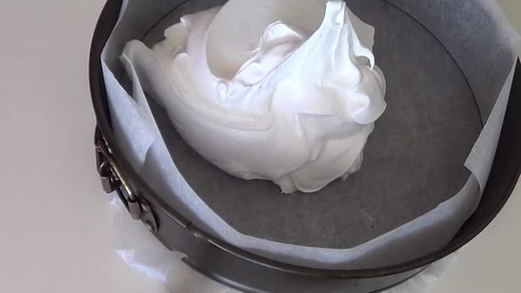 send biscuit to parchment