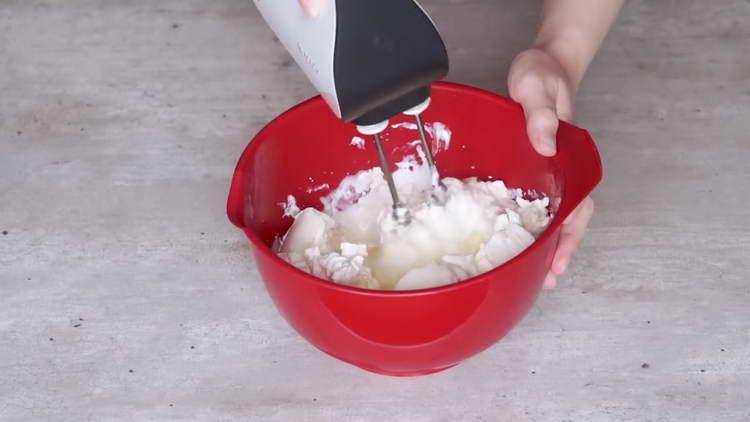 chill cottage cheese with cream mixer