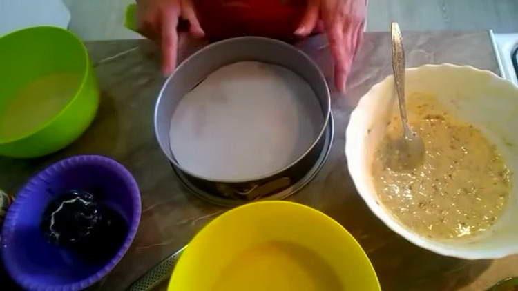 prepare a baking dish