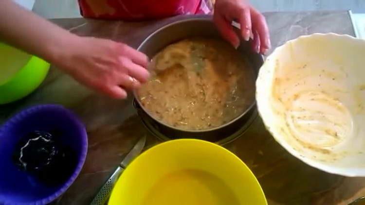 send cakes to the oven