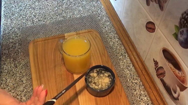 Sponge cake with curd cream